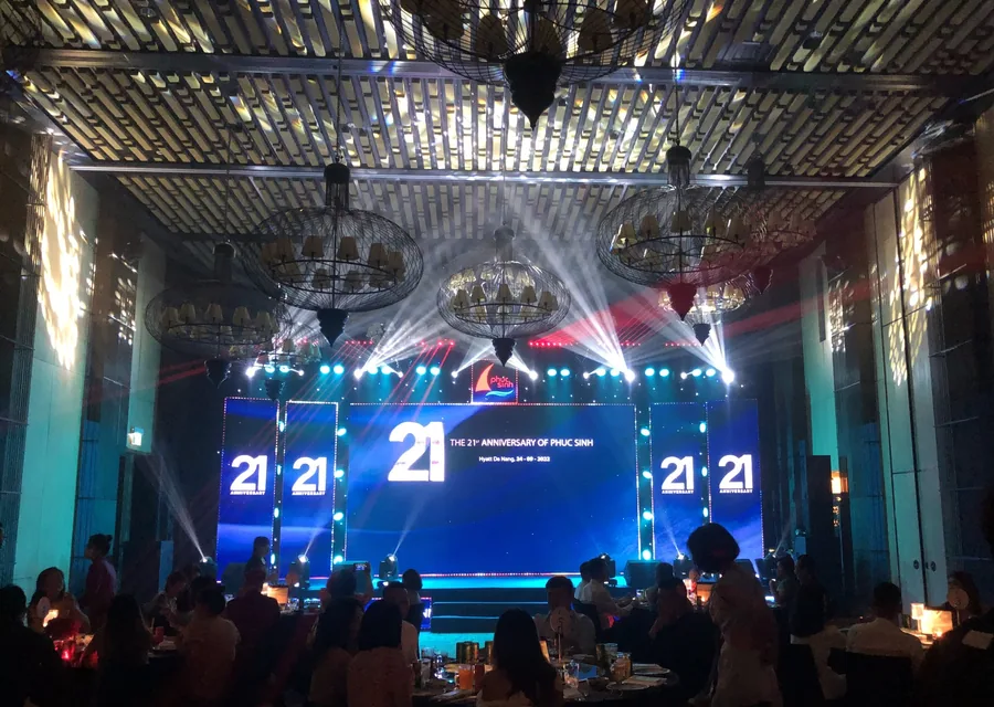 Phuc Sinh 21st anniversary stage lighting and LED production
